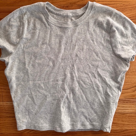 Short Sleeve Hollister tee - Picture 1 of 1